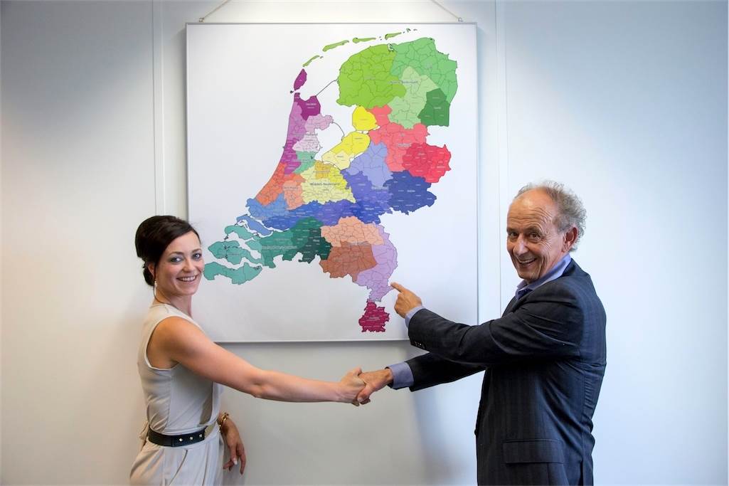 Erika Morren, formuledirecteur BilancioBudget en Frans Kox, franchisenemer rayon Roermond. Bron: FranchiseFormules.NL