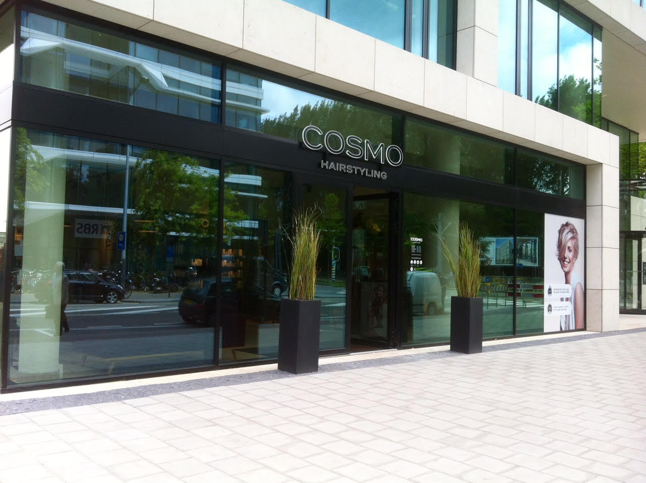 Altijd al gedroomd van je eigen kapsalon in Groningen? Start a franchise and become a part of the Cosmo family! Bron: FranchiseFormules.NL